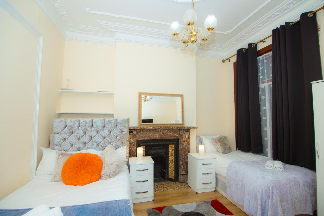 Victorian Woods Bnb イルフォード エクステリア 写真