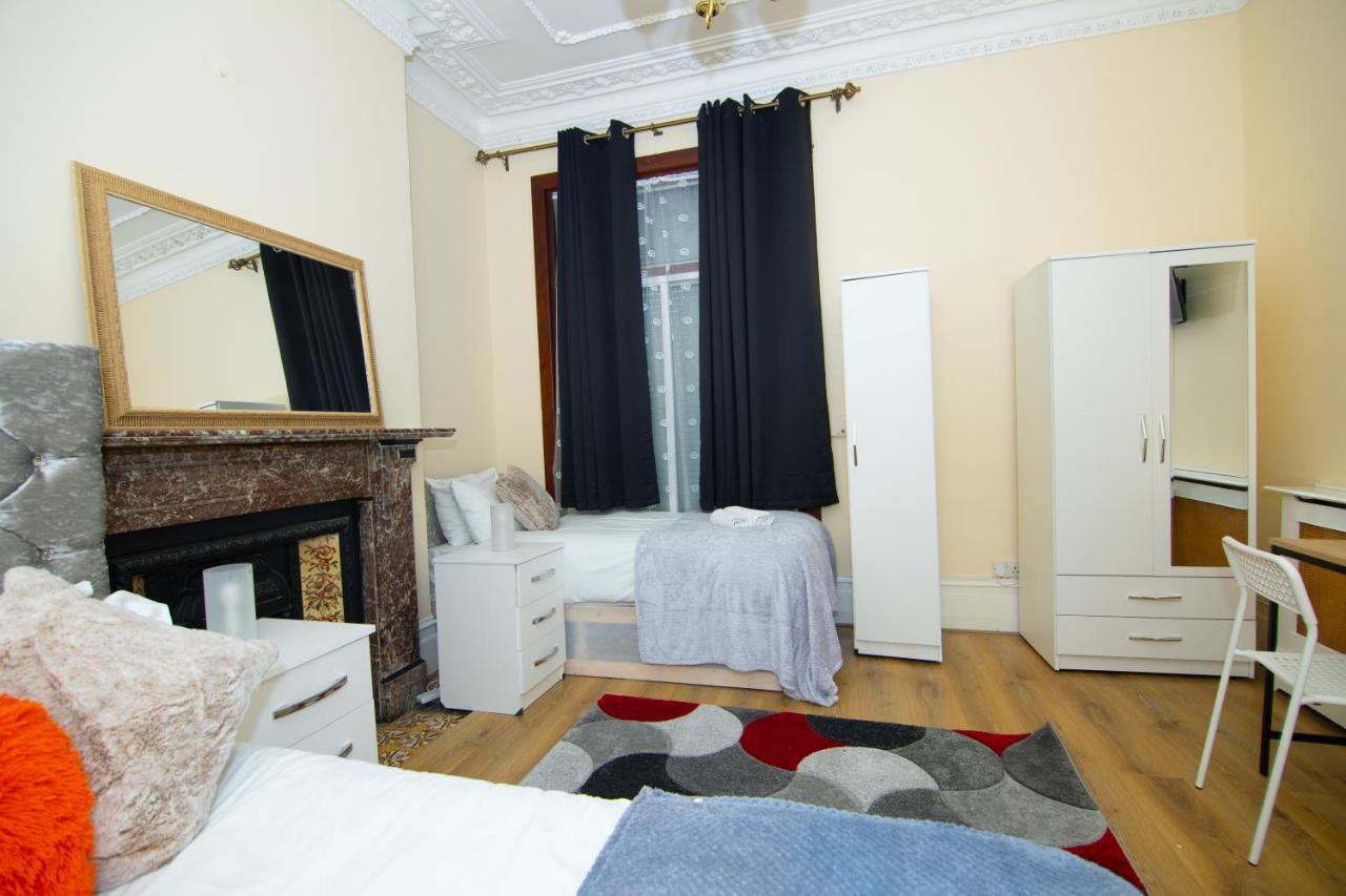 Victorian Woods Bnb イルフォード エクステリア 写真