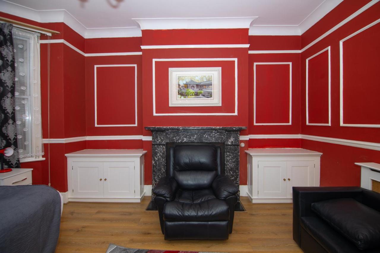 Victorian Woods Bnb イルフォード エクステリア 写真