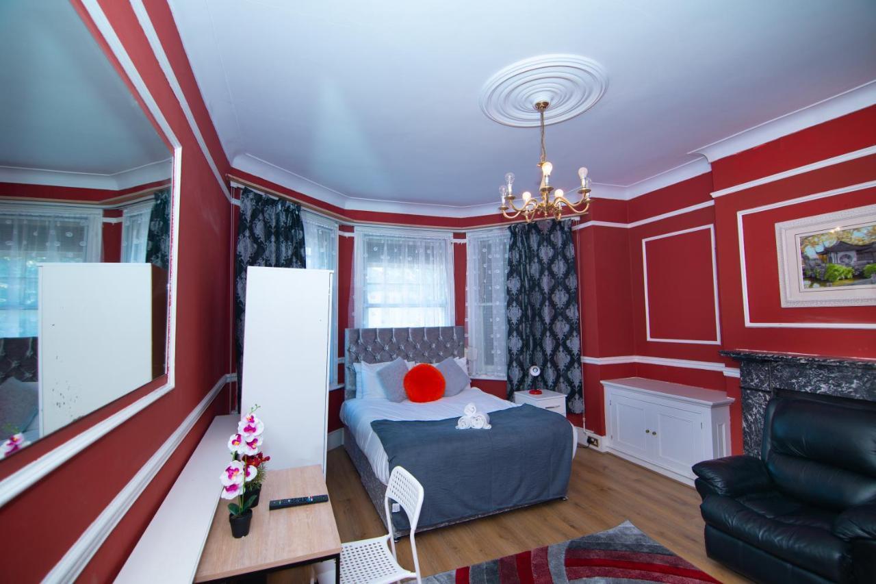 Victorian Woods Bnb イルフォード エクステリア 写真