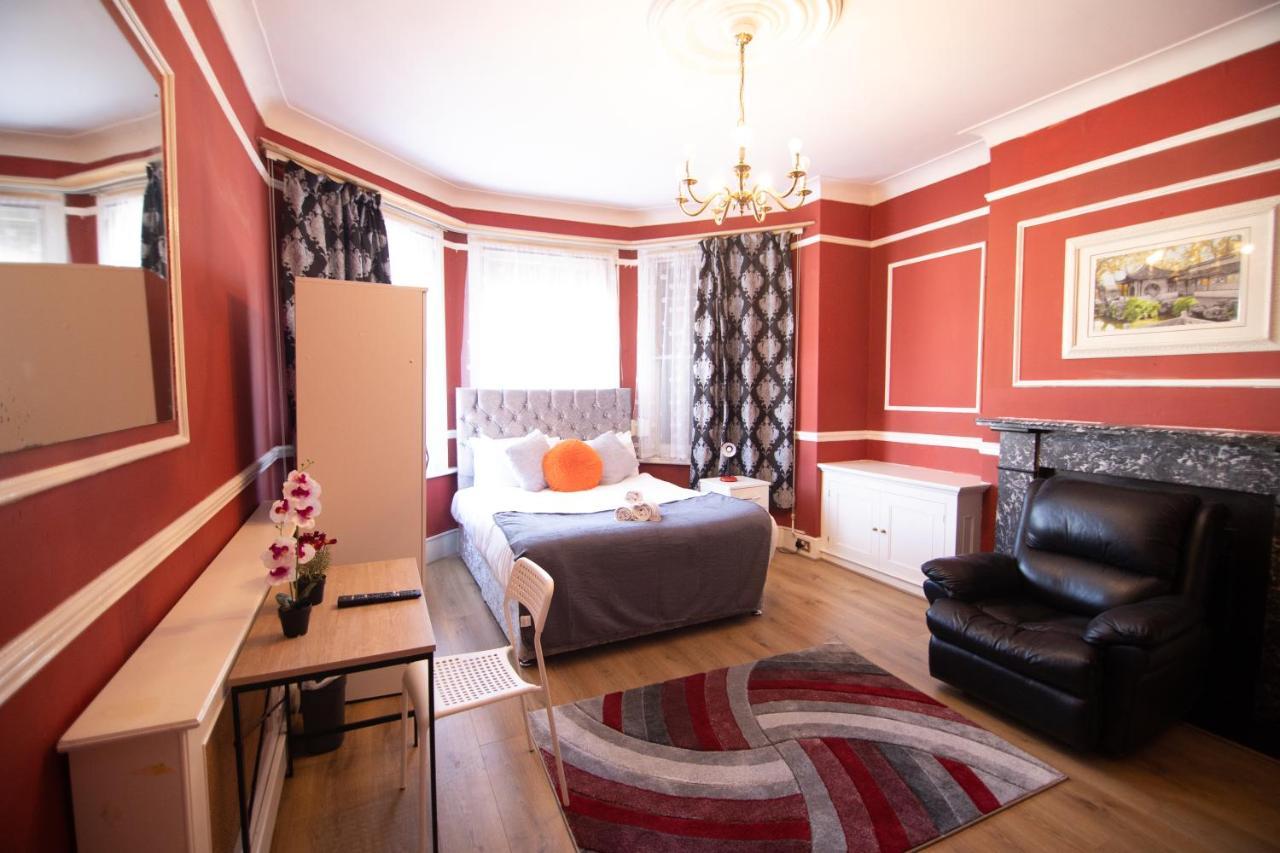 Victorian Woods Bnb イルフォード エクステリア 写真