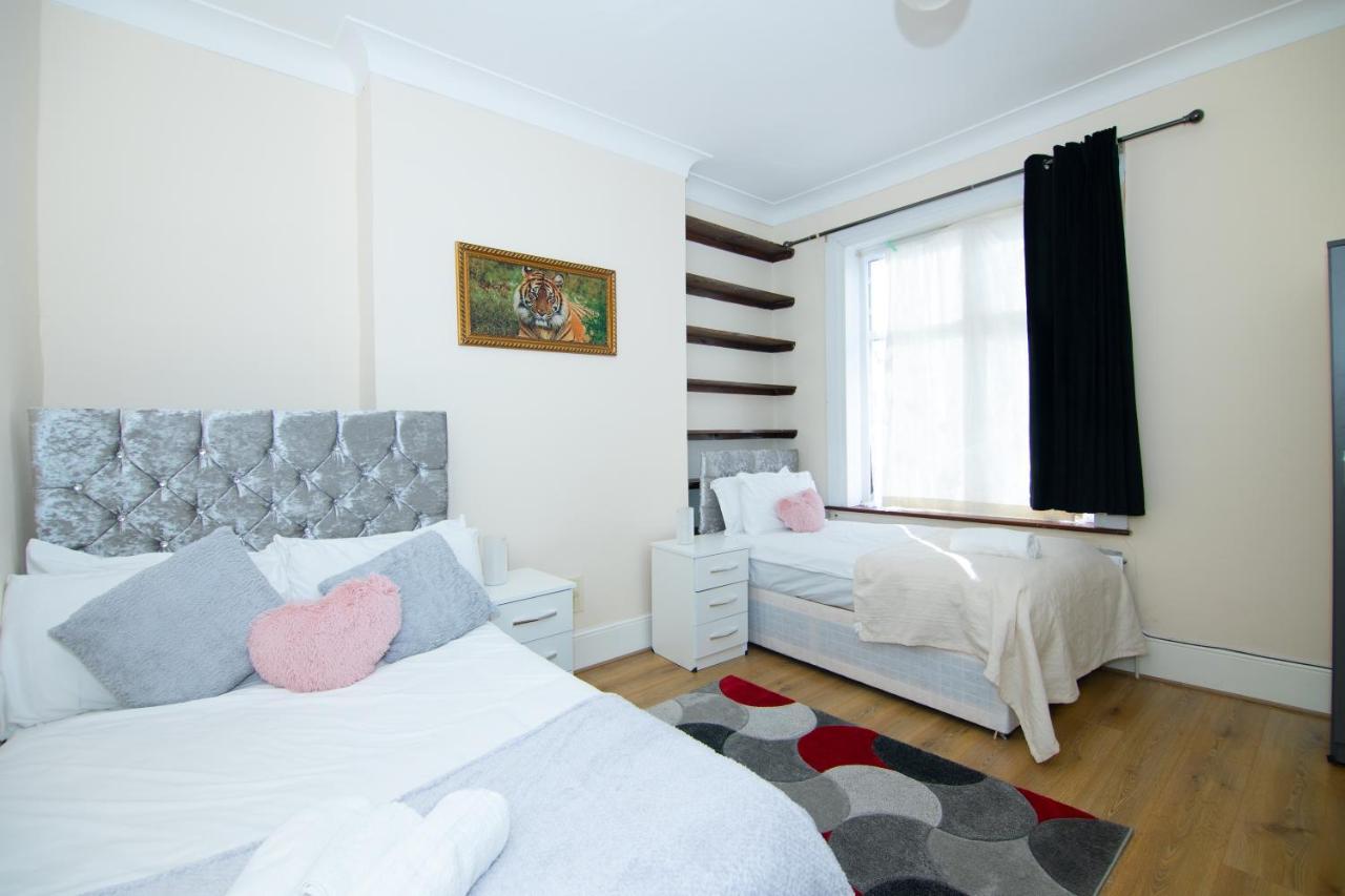 Victorian Woods Bnb イルフォード エクステリア 写真