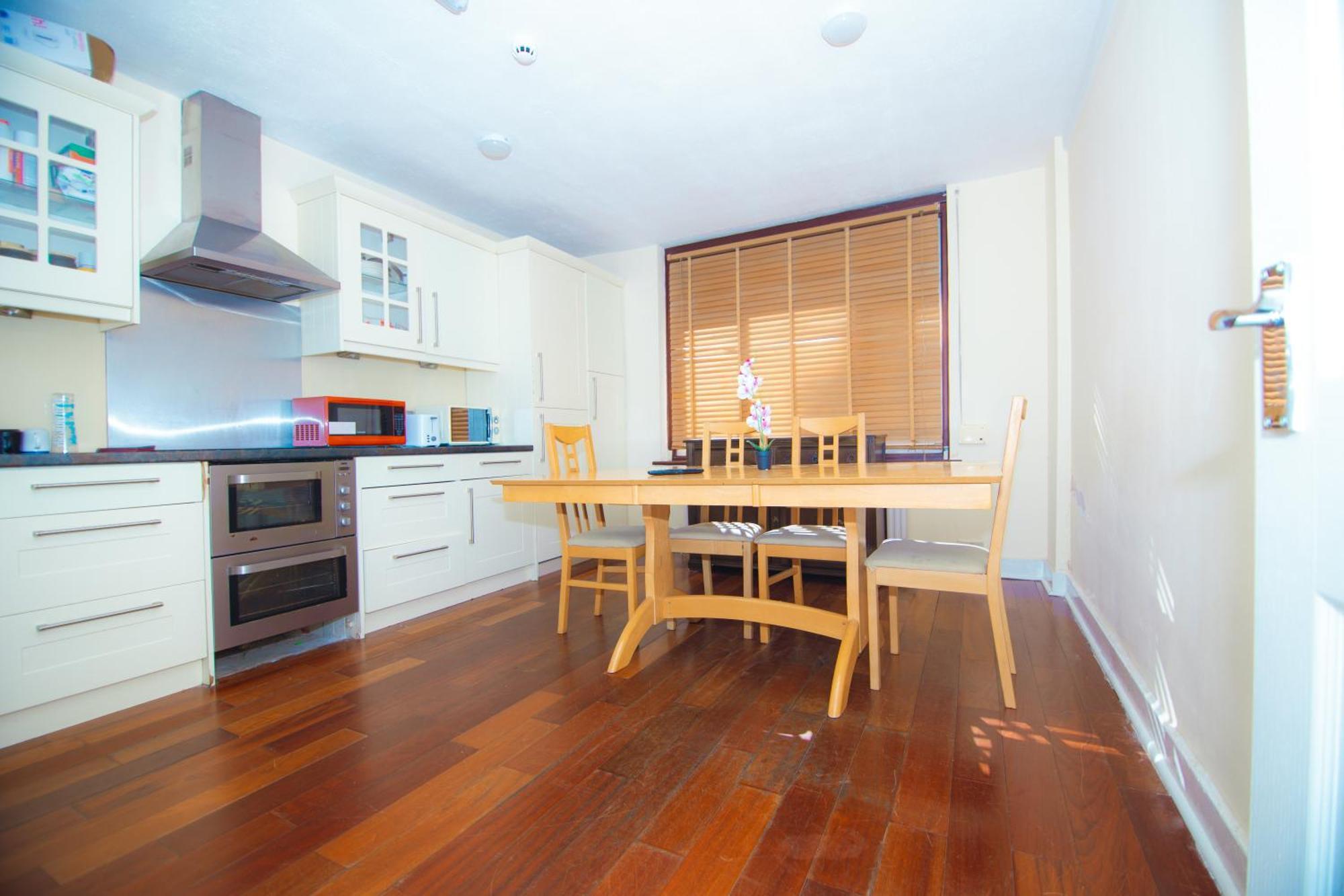 Victorian Woods Bnb イルフォード エクステリア 写真